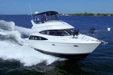 38' Carver 2006 Yacht For Sale